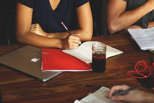 El poder del entretenimiento en la vida moderna: más que solo diversión